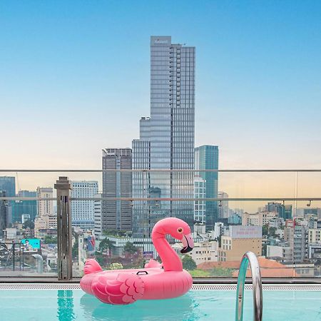 Winsuites Saigon Hotel Хошимин Екстериор снимка