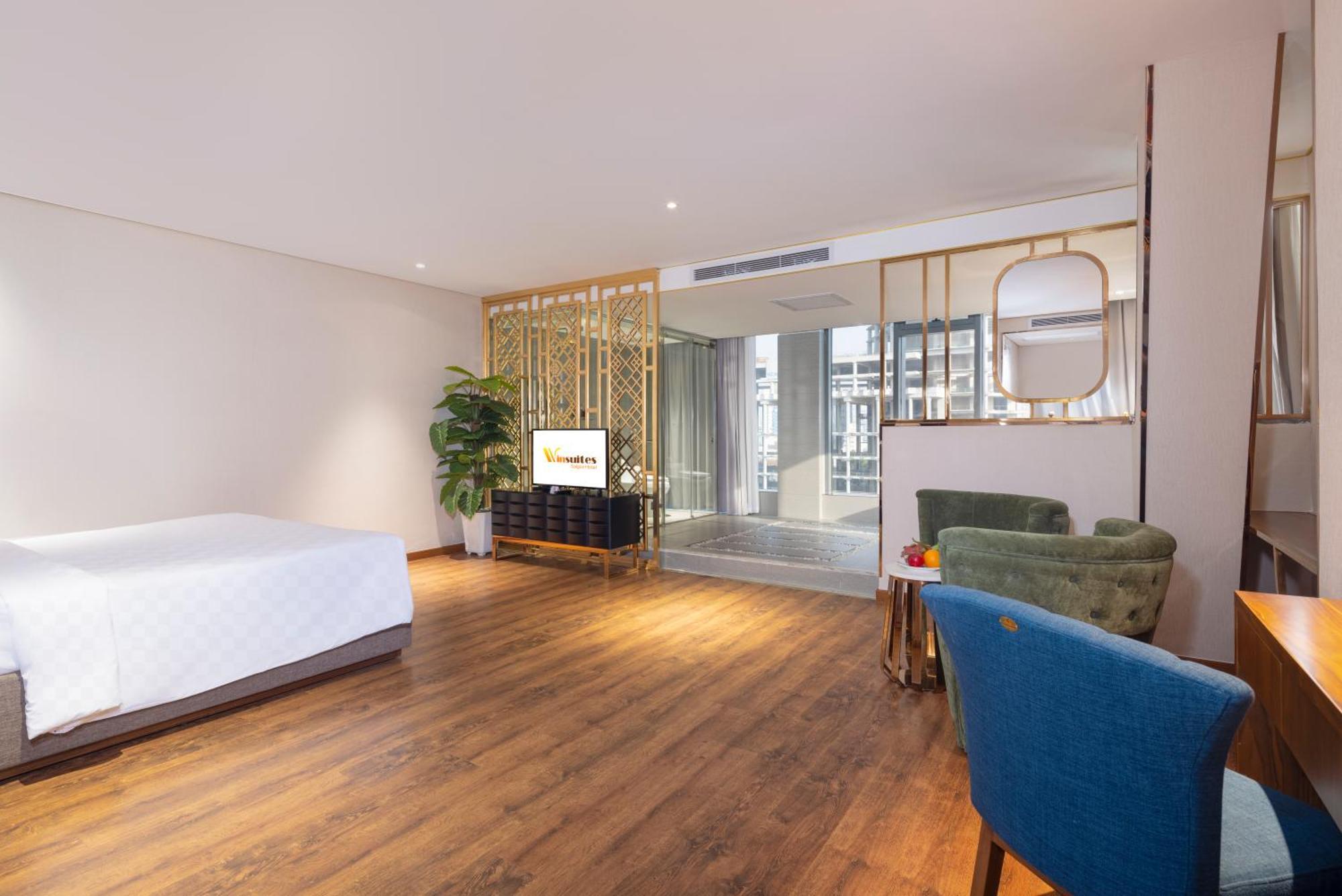 Winsuites Saigon Hotel Хошимин Стая снимка