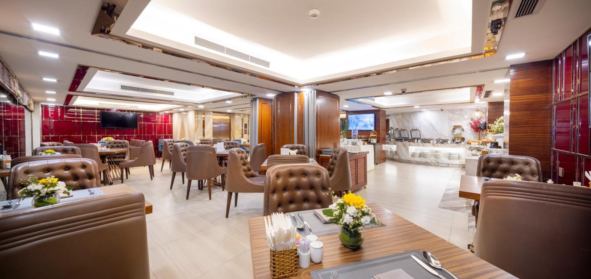 Winsuites Saigon Hotel Хошимин Екстериор снимка