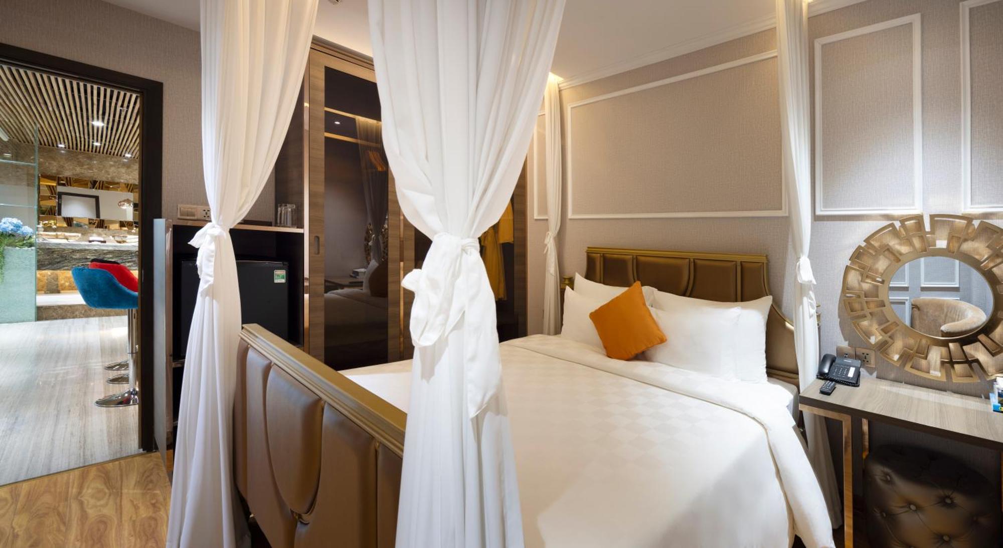 Winsuites Saigon Hotel Хошимин Стая снимка