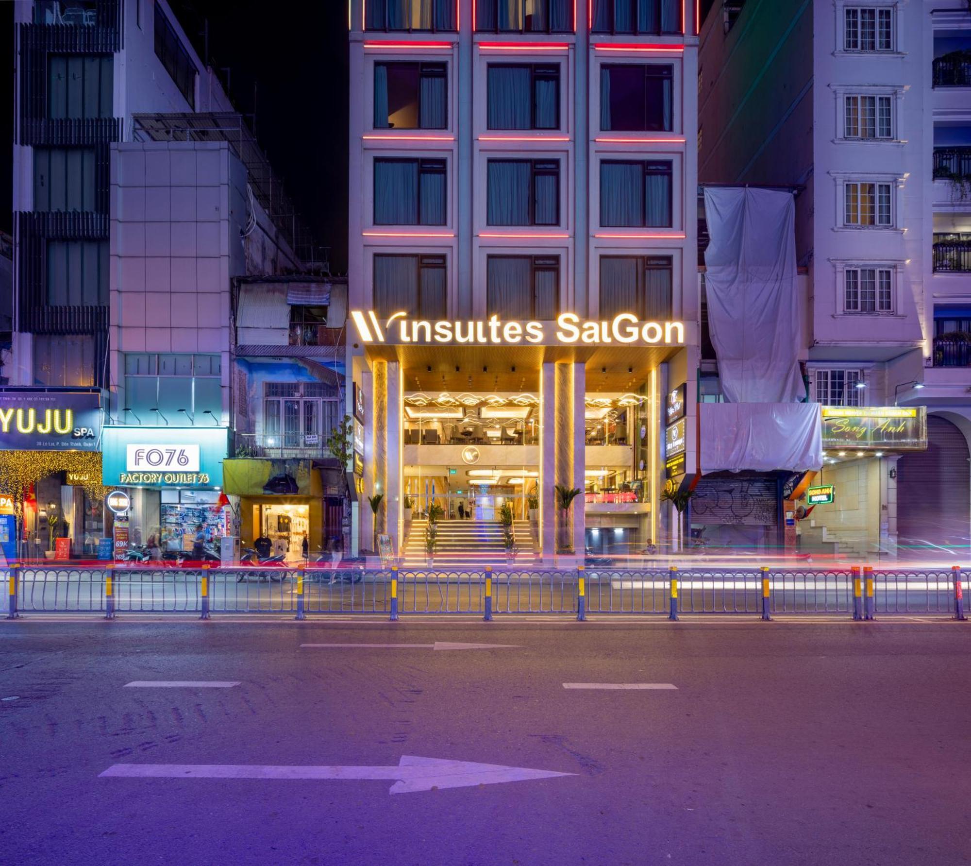 Winsuites Saigon Hotel Хошимин Екстериор снимка