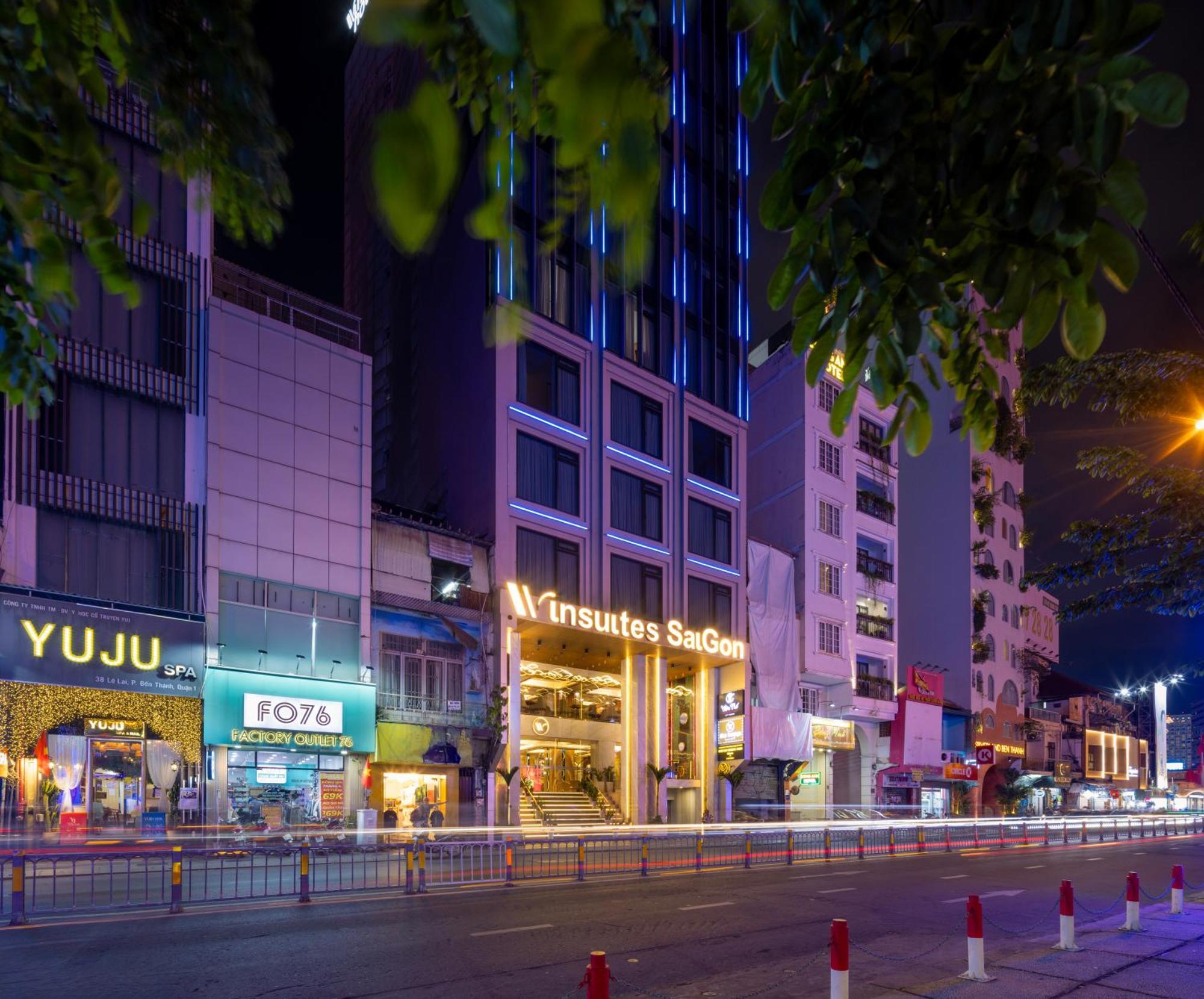 Winsuites Saigon Hotel Хошимин Екстериор снимка